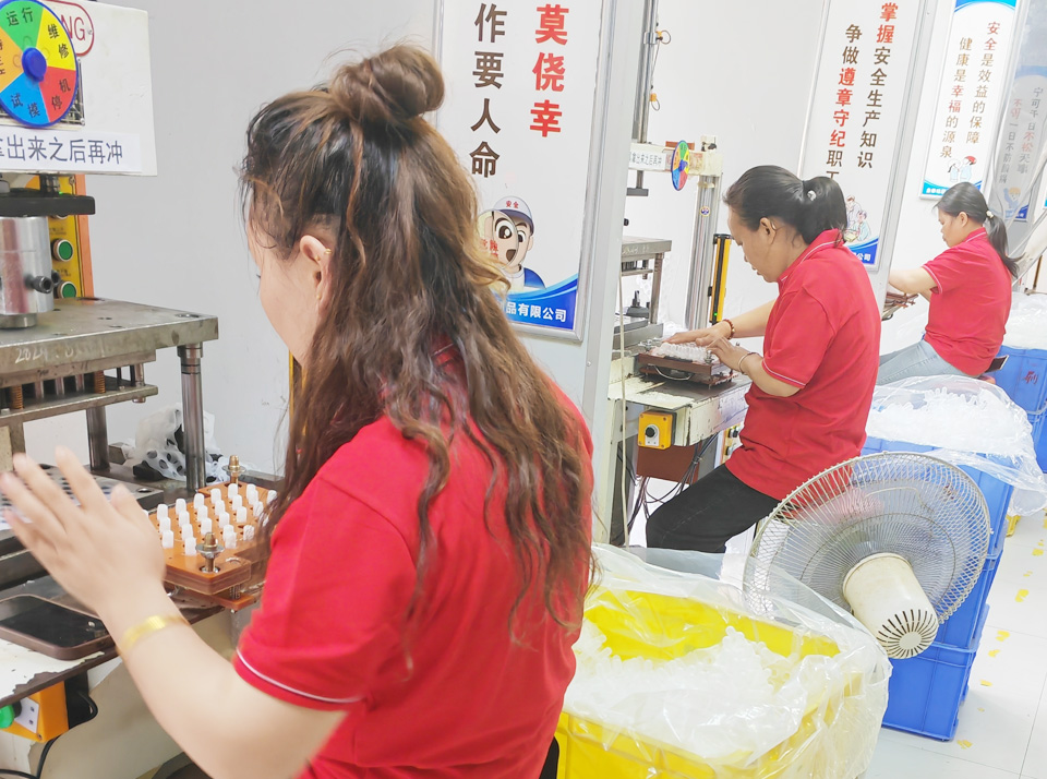 整套质量检测设备一体化完成